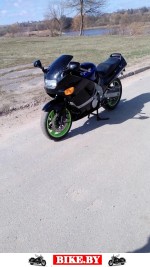 Kawasaki ZZR photo 2