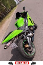 Kawasaki ZXR photo 3