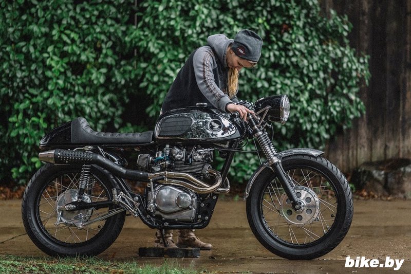 GT Moto:   Honda CB450