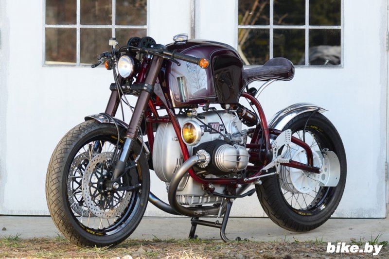 46Works:   BMW R100S