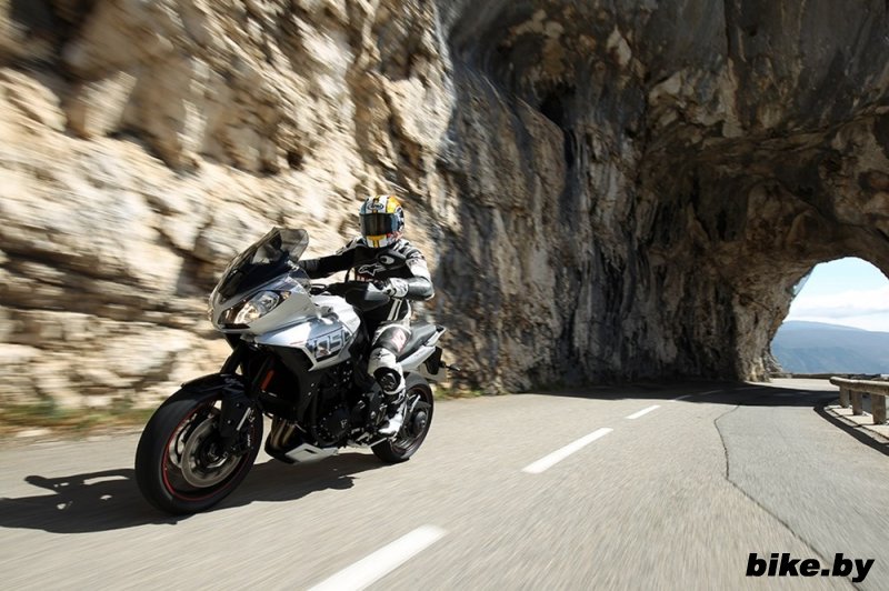   Triumph Tiger Sport 2016 ()