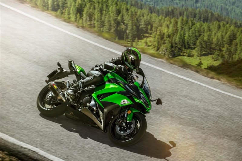 Intermot 2016:  Kawasaki Z1000SX 2017