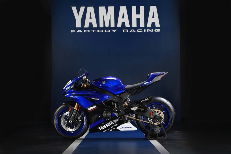 EICMA 2016:   Yamaha YZF-R6 2017